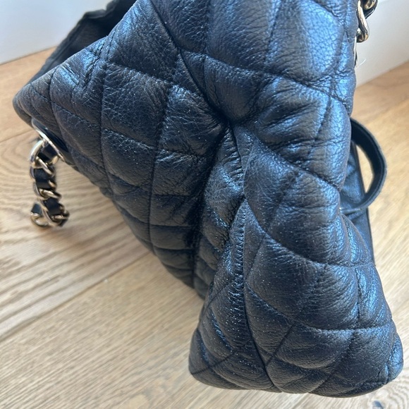 ♠️Quilted Chain Tote - Picture 3 of 10